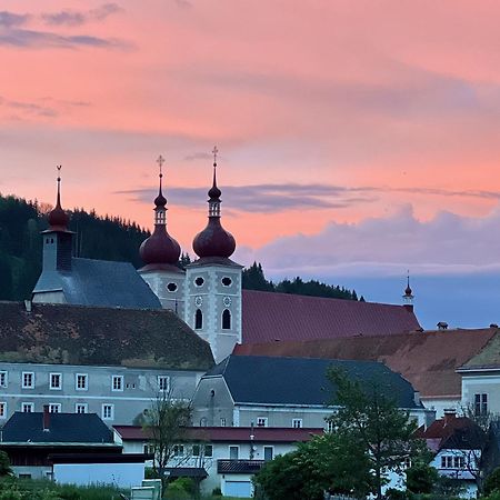 Pension Lambrecht Sankt Lambrecht Bagian luar foto
